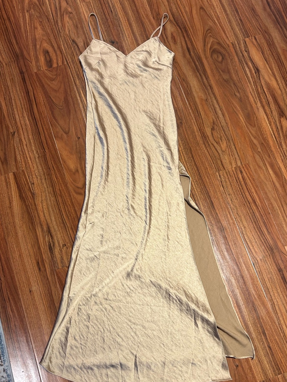 Audrey 3 + 1 champagne gold maxi skit dress size small